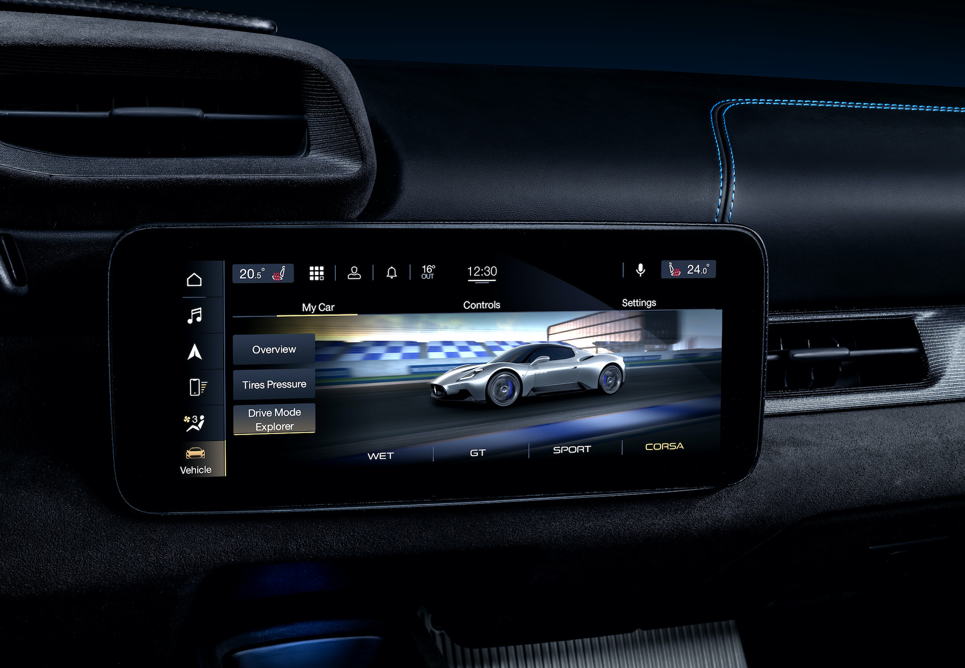MASERATI MC20 schermo infotainment