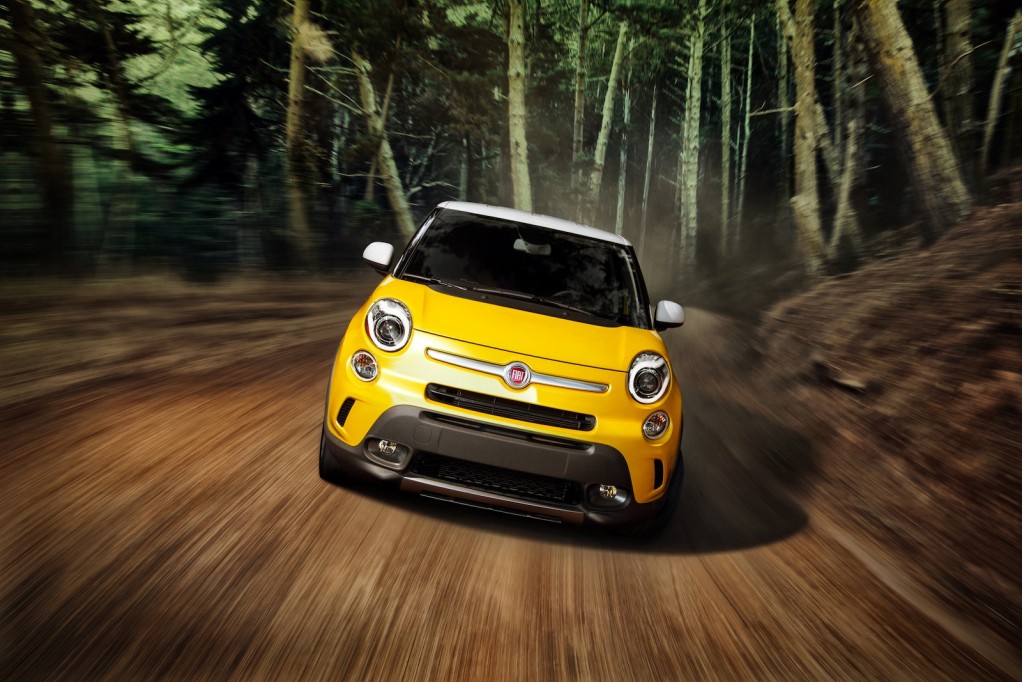 FIAT 500L TREKKING GIALLA