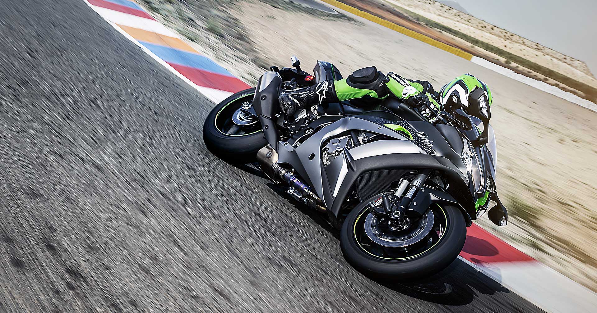 Kawasaki Ninja ZX-10 R SE curva laterale circuito pilota piega