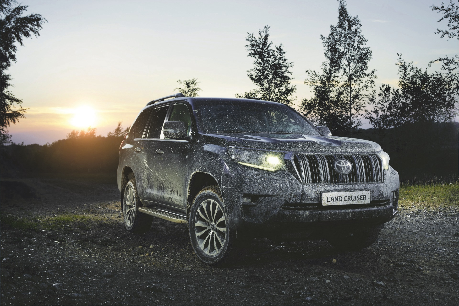 Toyota Land Cruiser 2018 statica