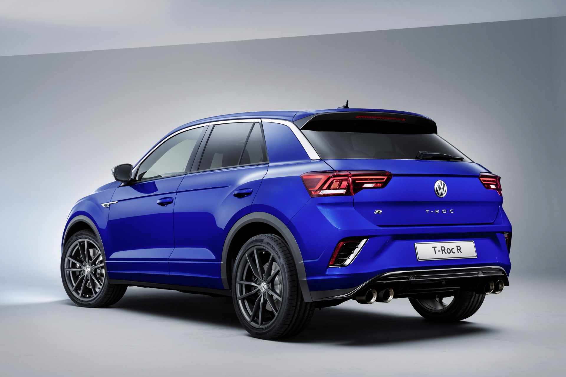 Volkswagen T-Roc R vista tre quarti posteriore