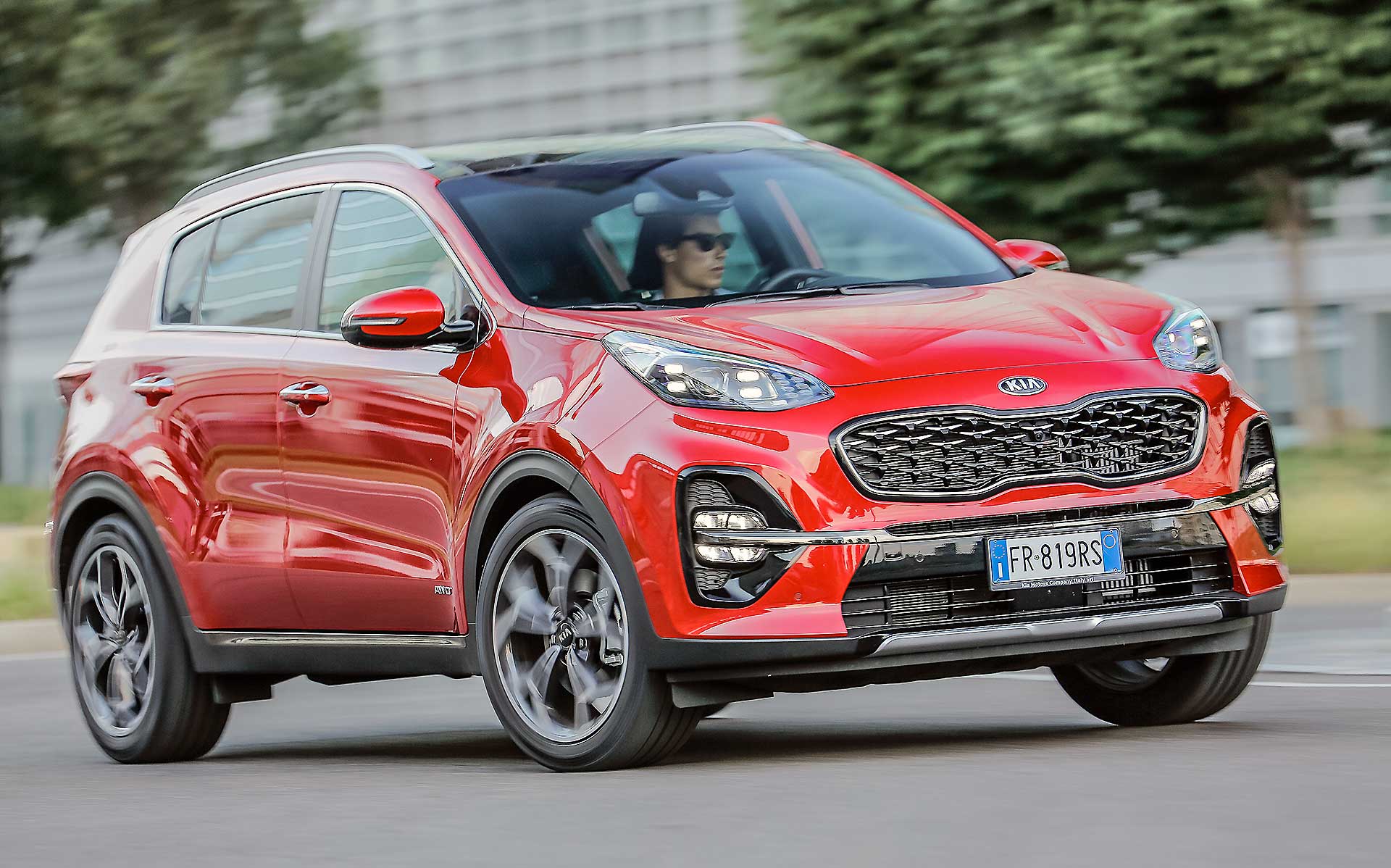 Kia Sportage 2018 mild hybrid auto ibrida rossa