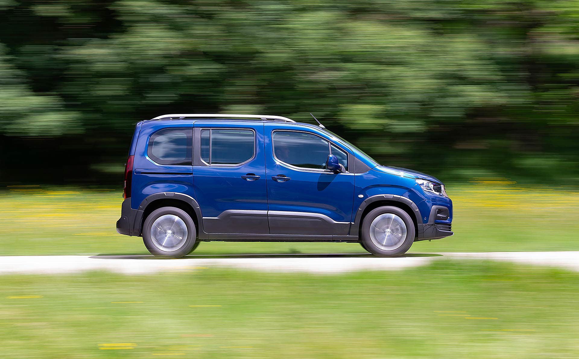 Peugeot-Rifter-2018-038