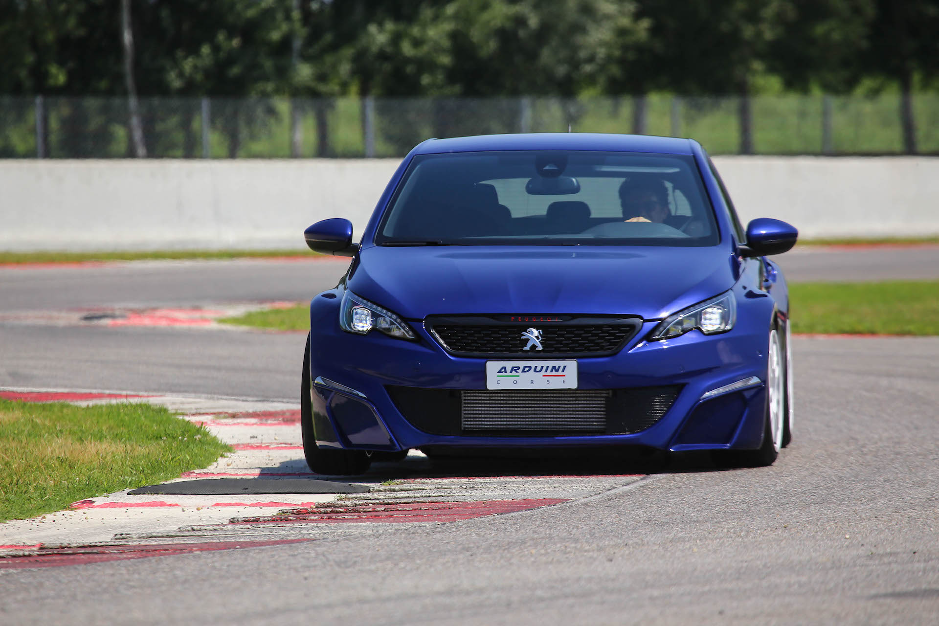 Peugeot 308 by Arduini Corse frontale cordolo