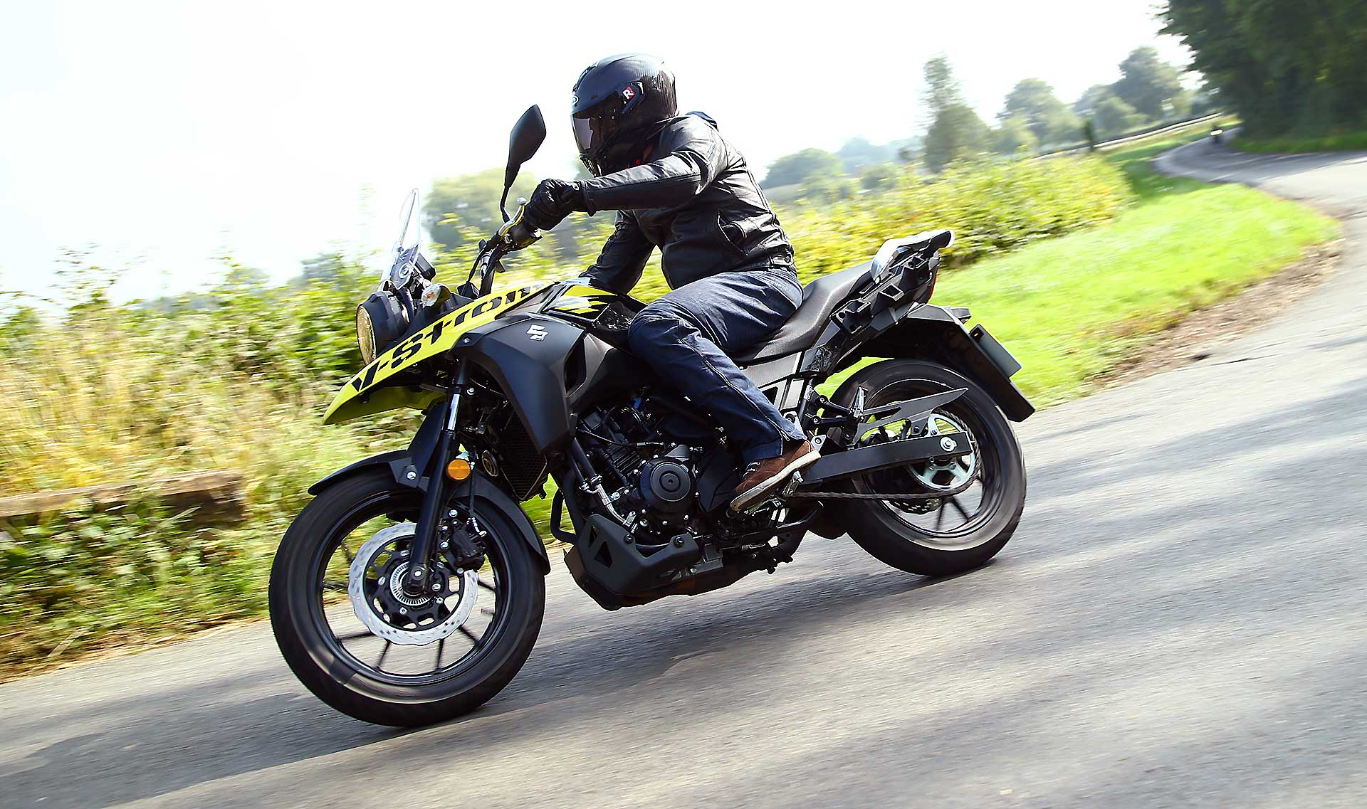 Suzuki V-Strom 250 Movimento
