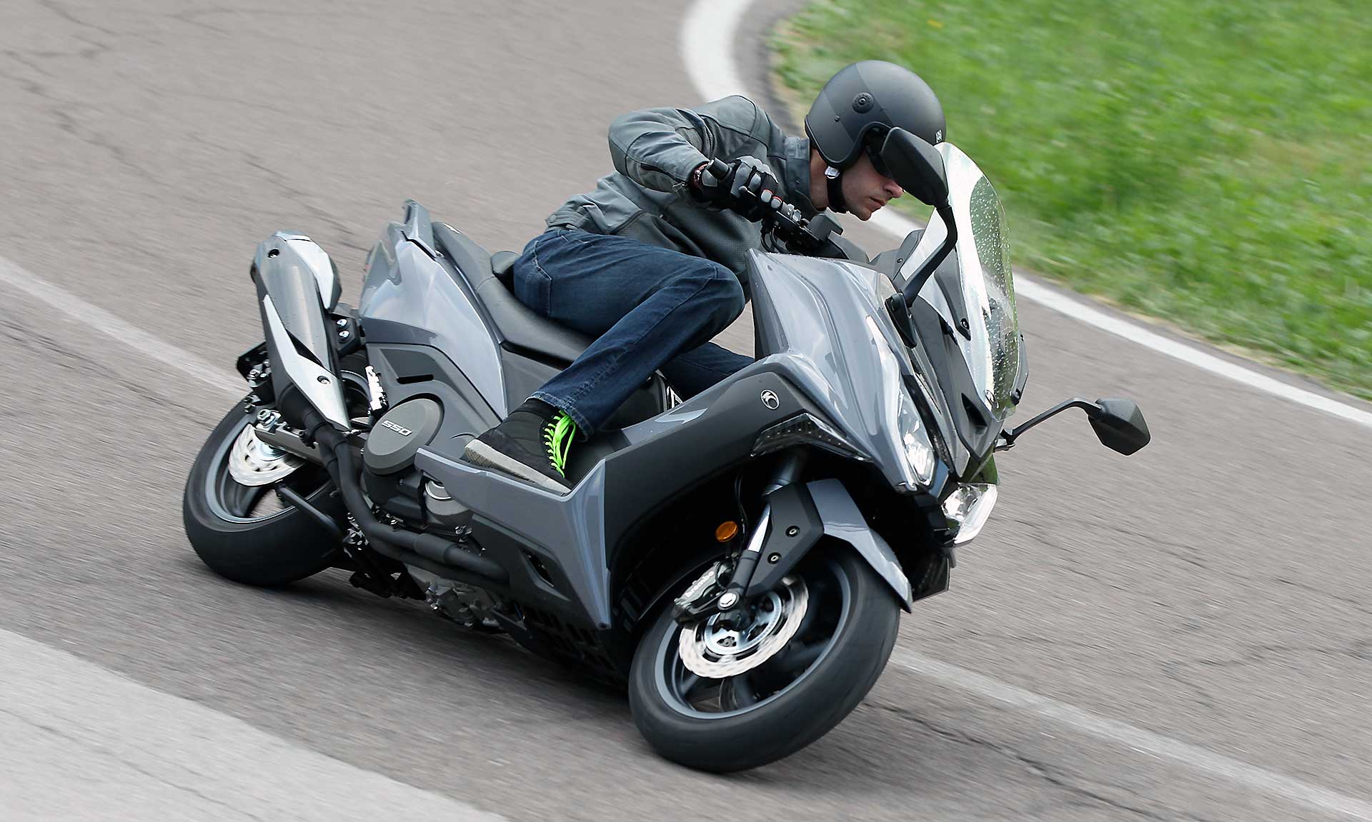 Kymco AK 550 Migliori maxi scooter