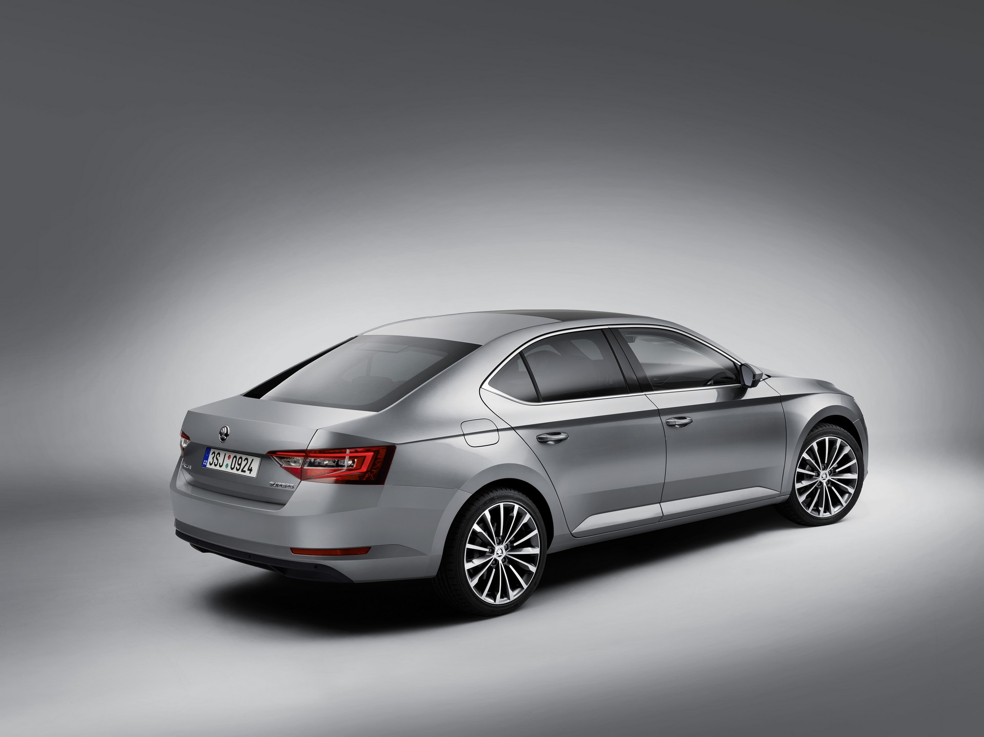Skoda Superb M17 statica