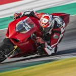 DucatiPanigaleV4-011