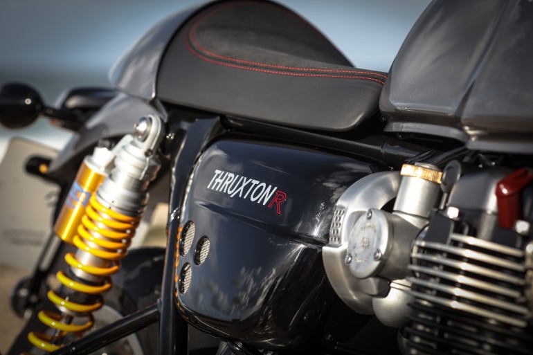 TriumphThruxtonR-2016_14