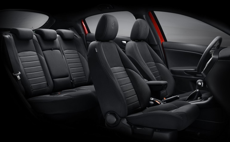 AlfaRomeoGiulietta2016-021