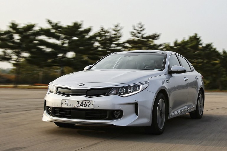 KiaOptimaPHEV-002