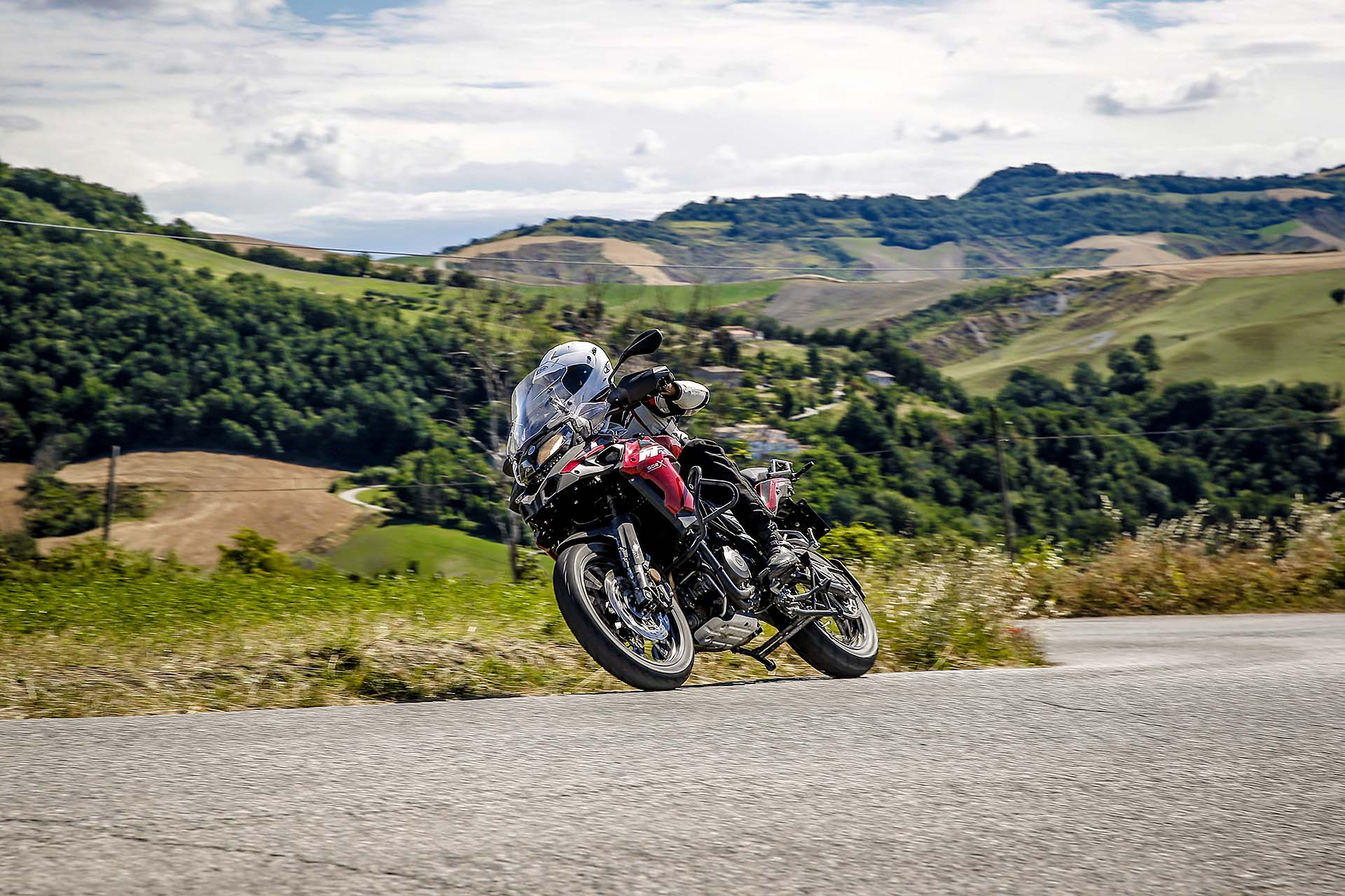 Benelli TRK 502 X piega