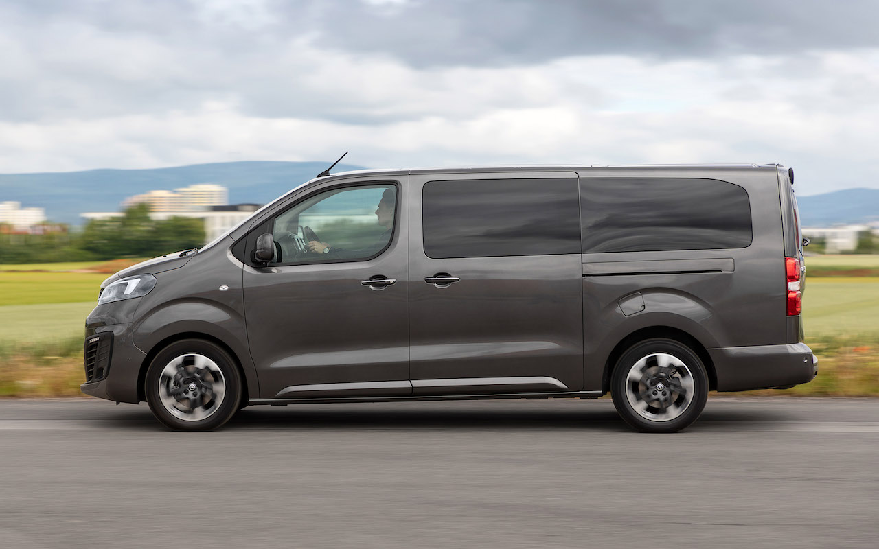 Opel Zafira Life fiancata