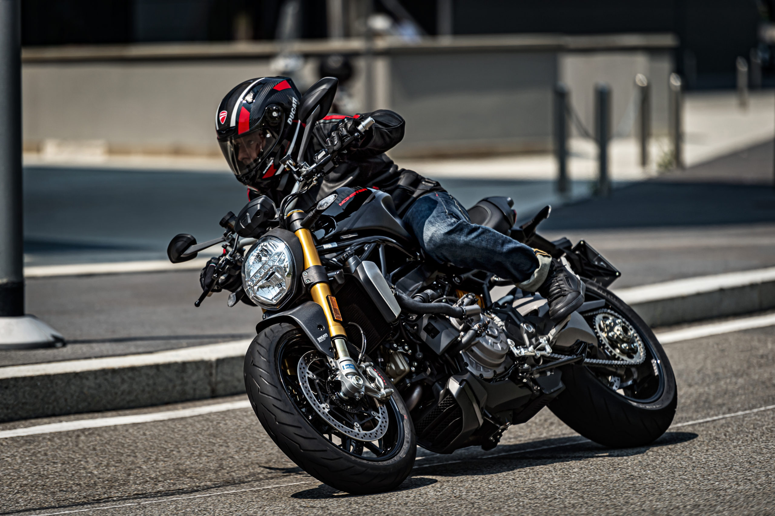 Ducati Monster 1200 S Black on Black