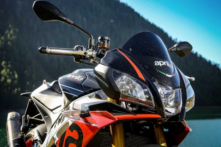 Confronto-Maxi-Naked-2019-Aprilia-Tuono-1100-Factory024