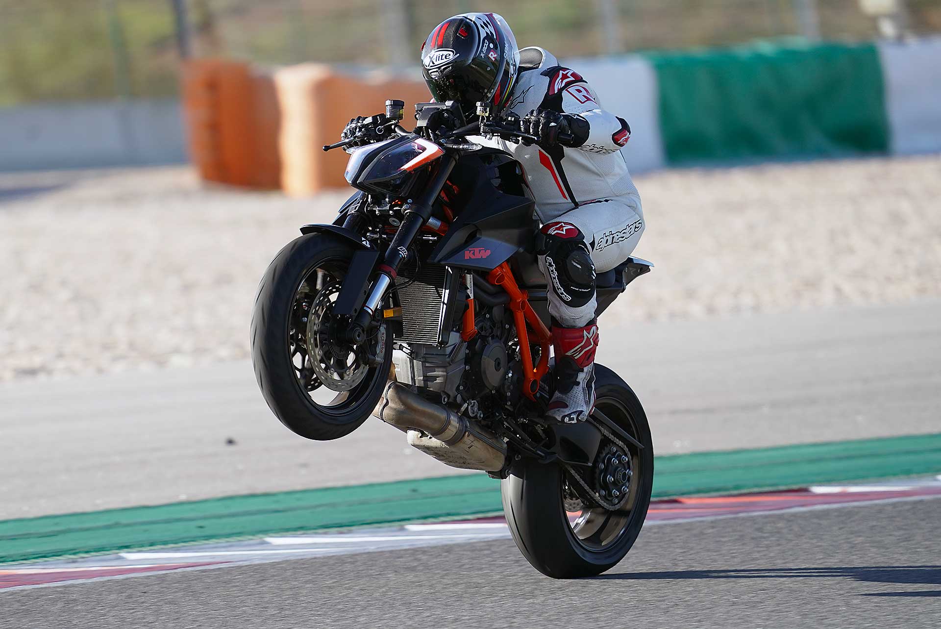 KTM 1290 Super Duke R 2020 Impennata