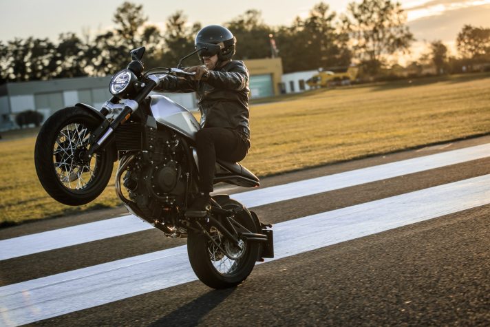 Brixton-Crossfire-500_2020_00017