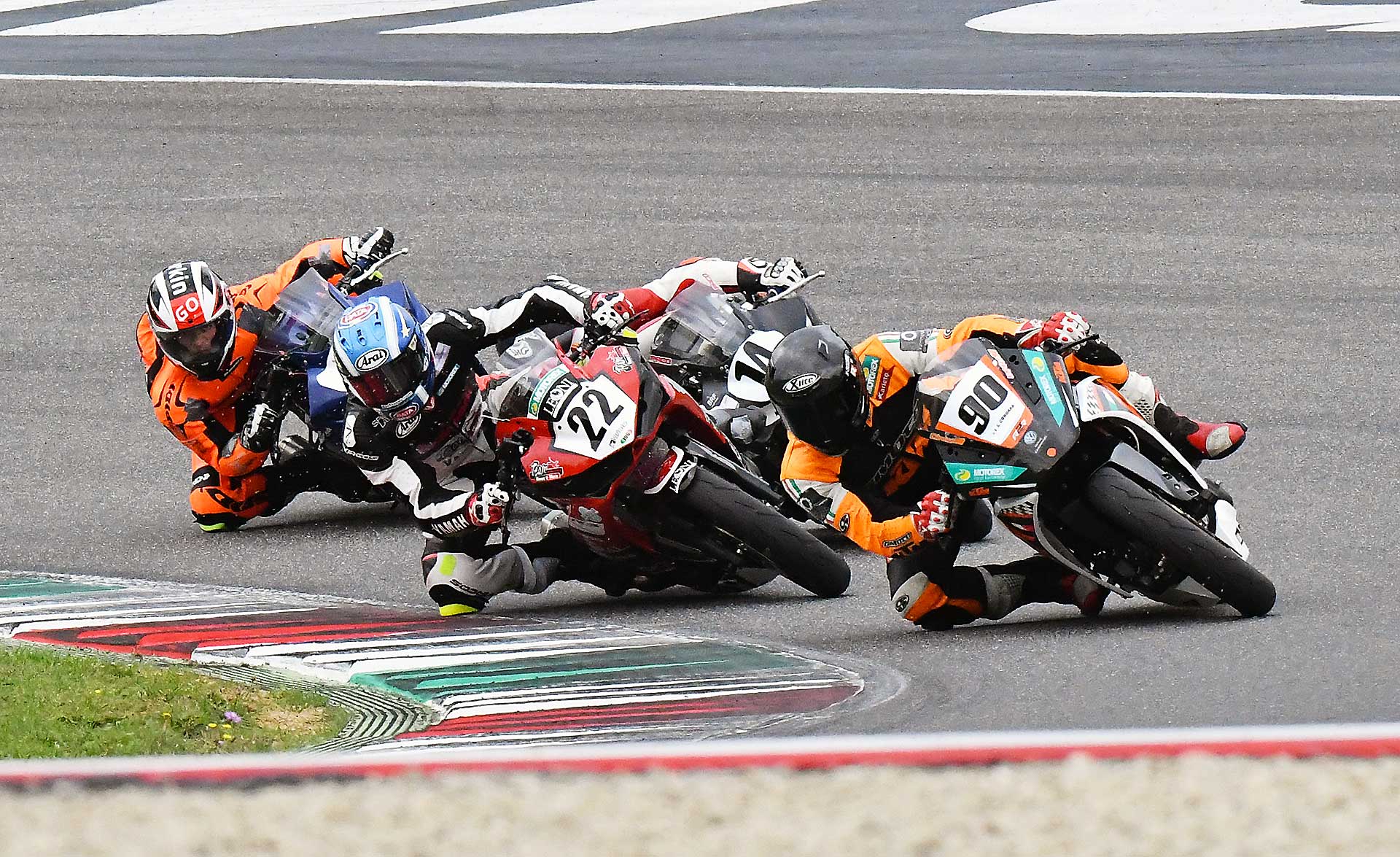 CIV supersport 300 Mugello KTM Yamaha Kawasaki