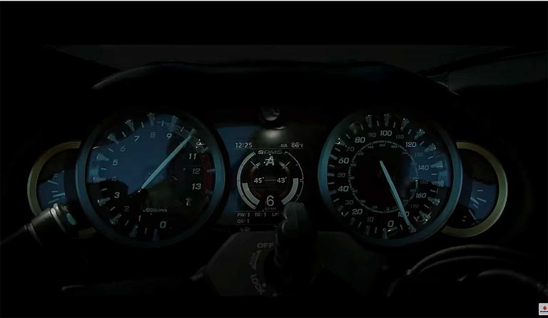 Suzuki Hayabusa 2021 Cruscotto a 300 all'ora