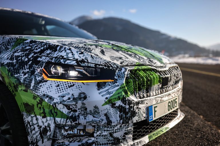Skoda Fabia - camouflage - front