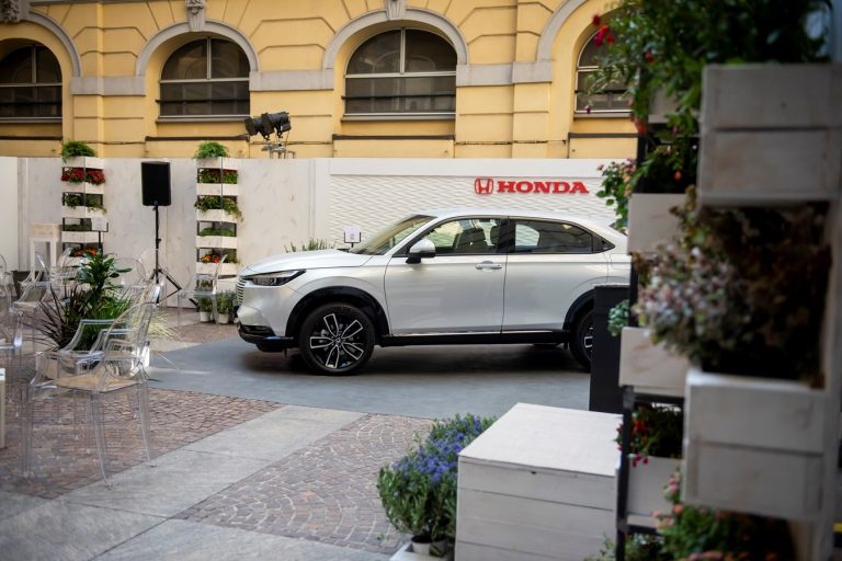 Honda HR-V Design_Week_di_Milano_anteprima_nazionale_del_nuovo_Honda_HR-V_e_HEV