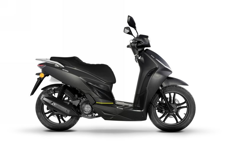scooter Motron Ventura 125 nero