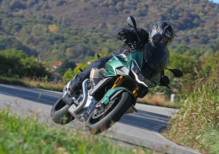 Moto Guzzi V100 Mandello