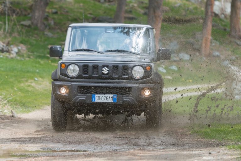 Suzuki Jimny Pro fango
