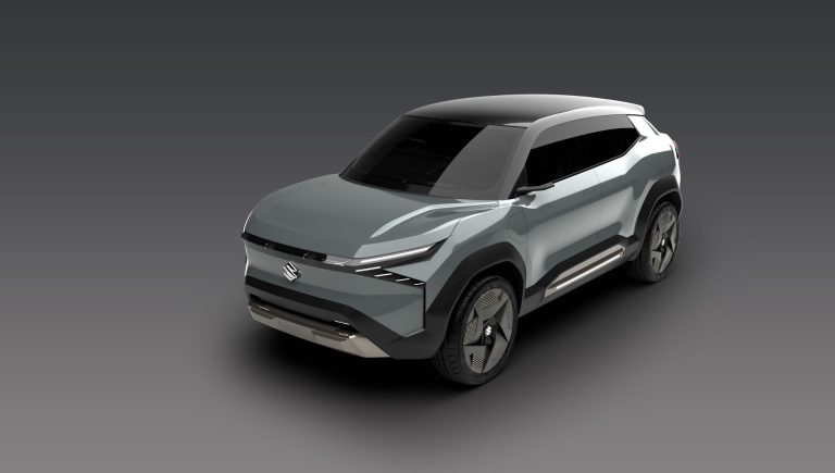 Suzuki eVX concept tre quarti anteriore