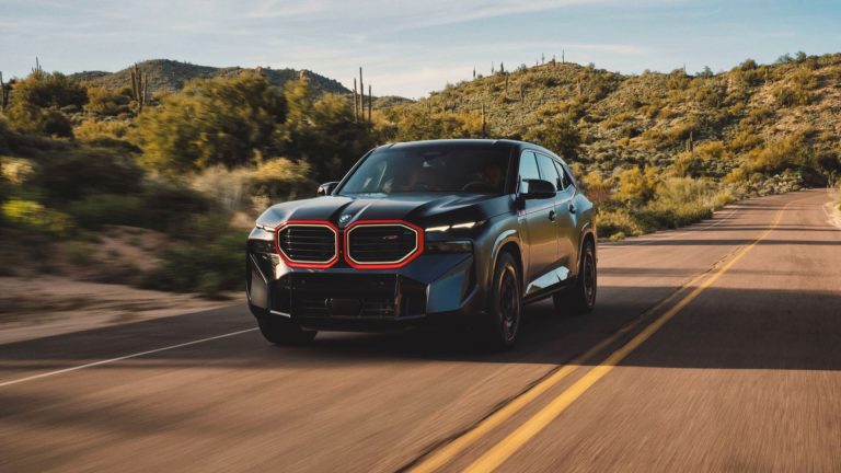 BMW XM Label Red, il frontale