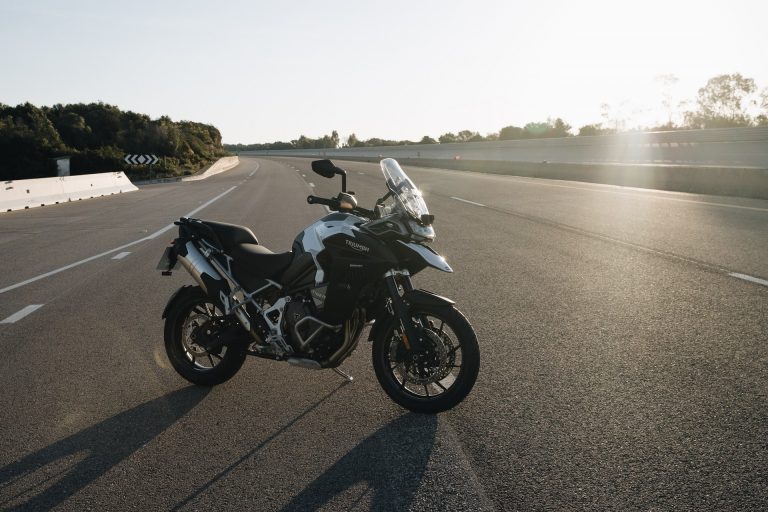 Ivan Cervantes Triumph Tiger 1200 GT Explorer Guinnes World Record