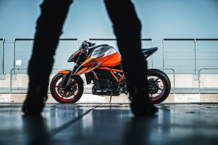 KTM 1290 Super Duke R promozione "ora o mai più"