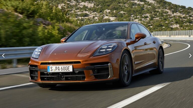 Porsche Panamera 2024