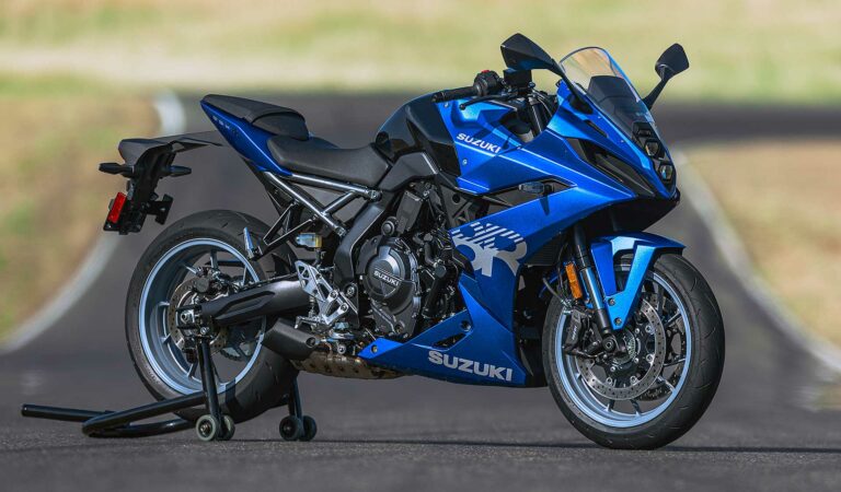 Suzuki GSX-8R