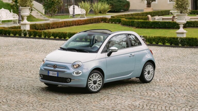 Nuova Fiat 500 Collezione 1957