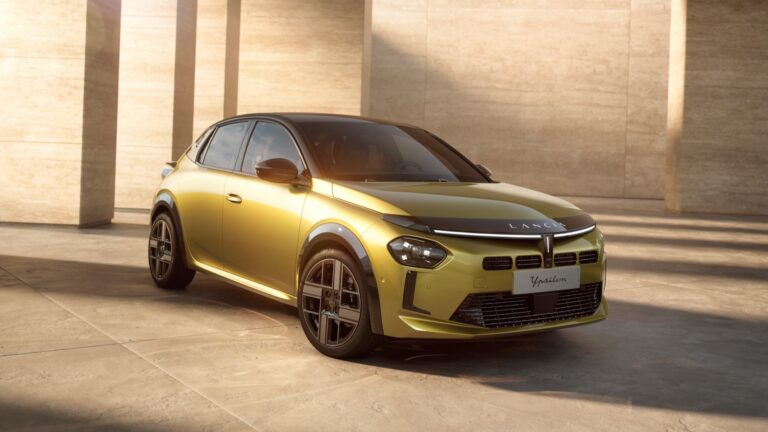 Lancia Ypsilon 2024