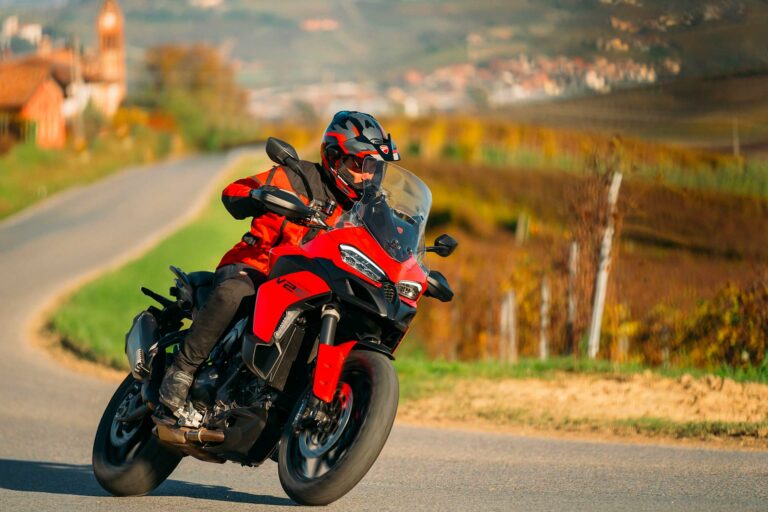 Ducati Multistrada V2 S 2025