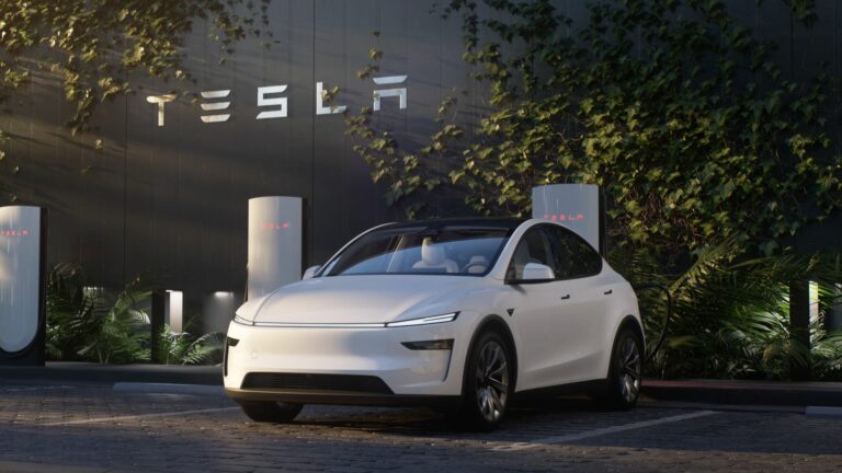 Nuova Tesla Model Y 2025