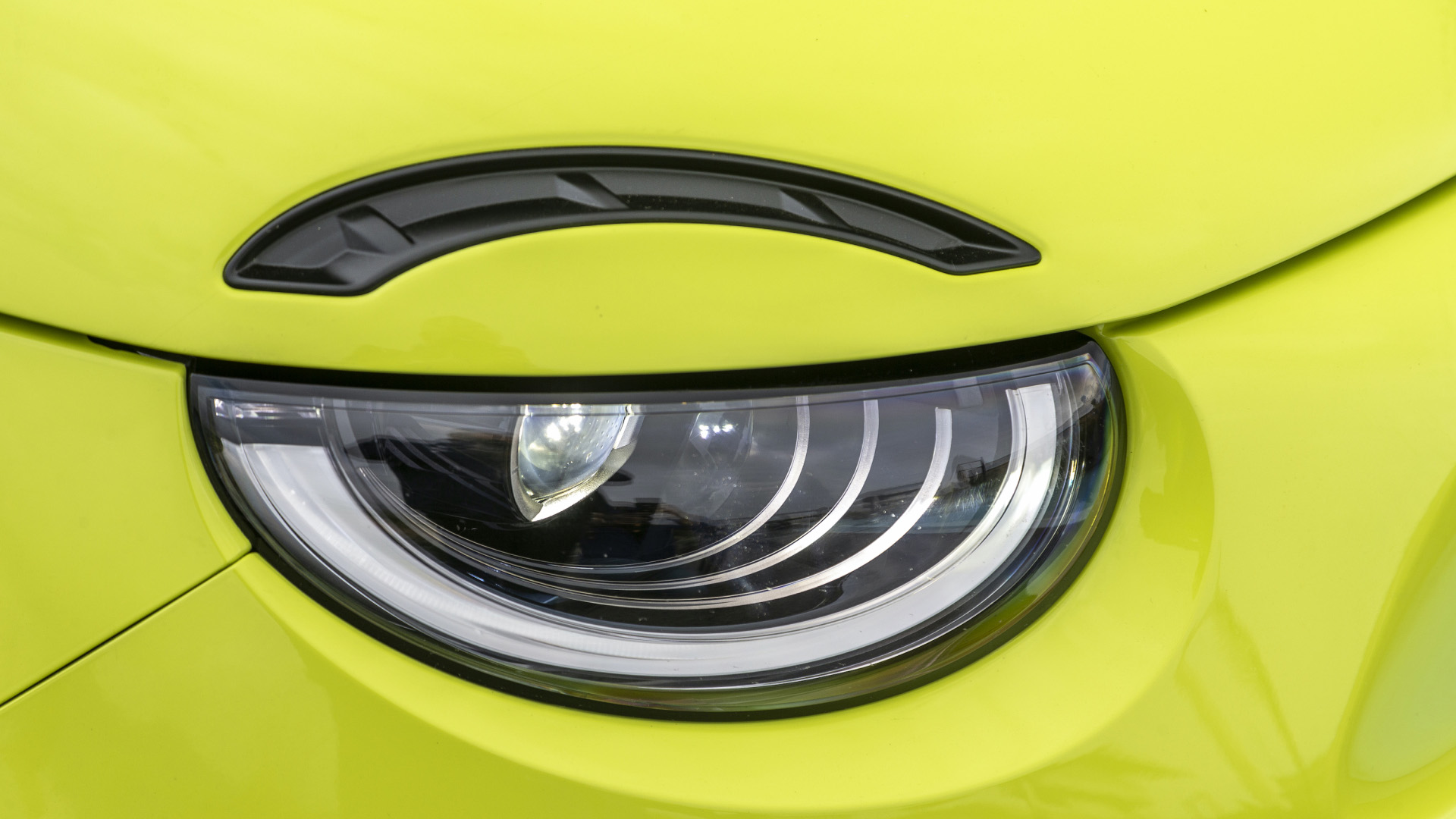 Citycar elettriche, faro della Fiat 500e