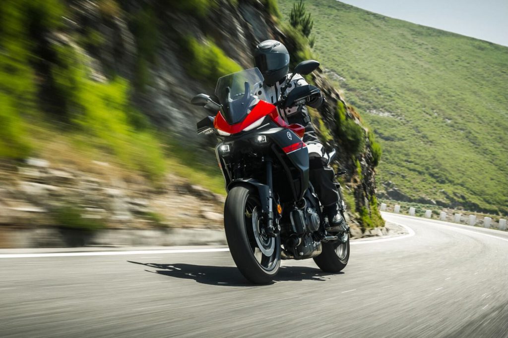 Yamaha Tracer 7 Y-AMT 2026