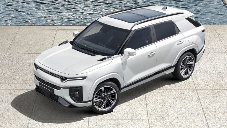 KGM Actyon full hybrid HEV