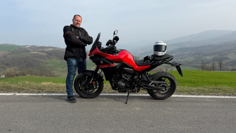 Tracer 7 Y-AMT - video